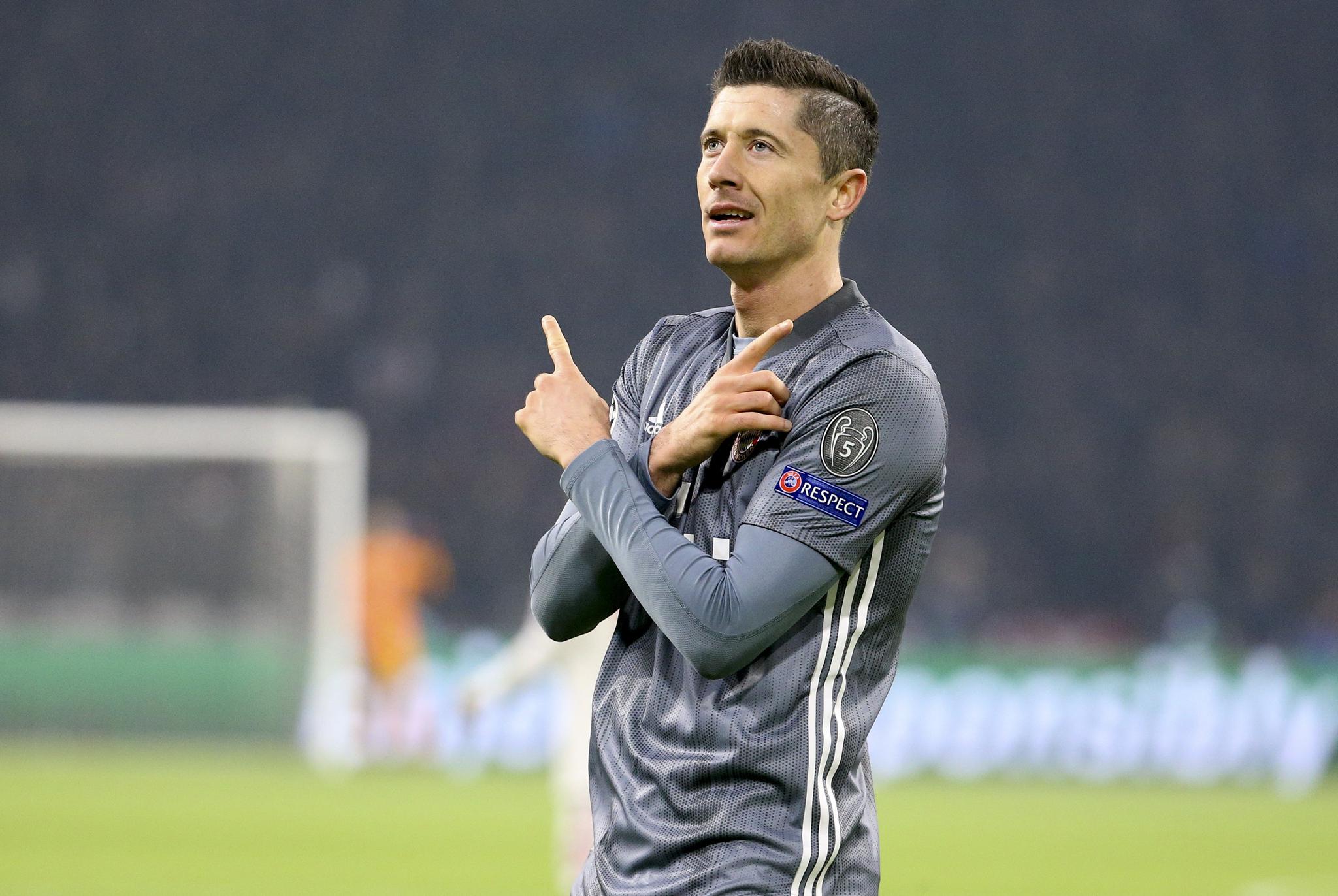 九游体育-风云突变！阿贾克斯赛前止住颓势，欧冠版图或变，悬念犹存，医务组通报恢复