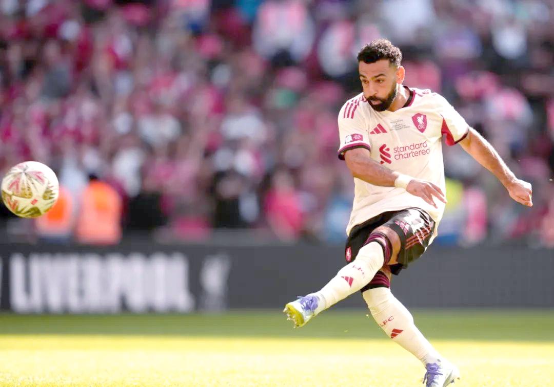 九游体育-社区盾倒计时，利物浦关键时刻回应争议，细节引发关注，更衣室稳定，轮换策略成焦点的简单介绍